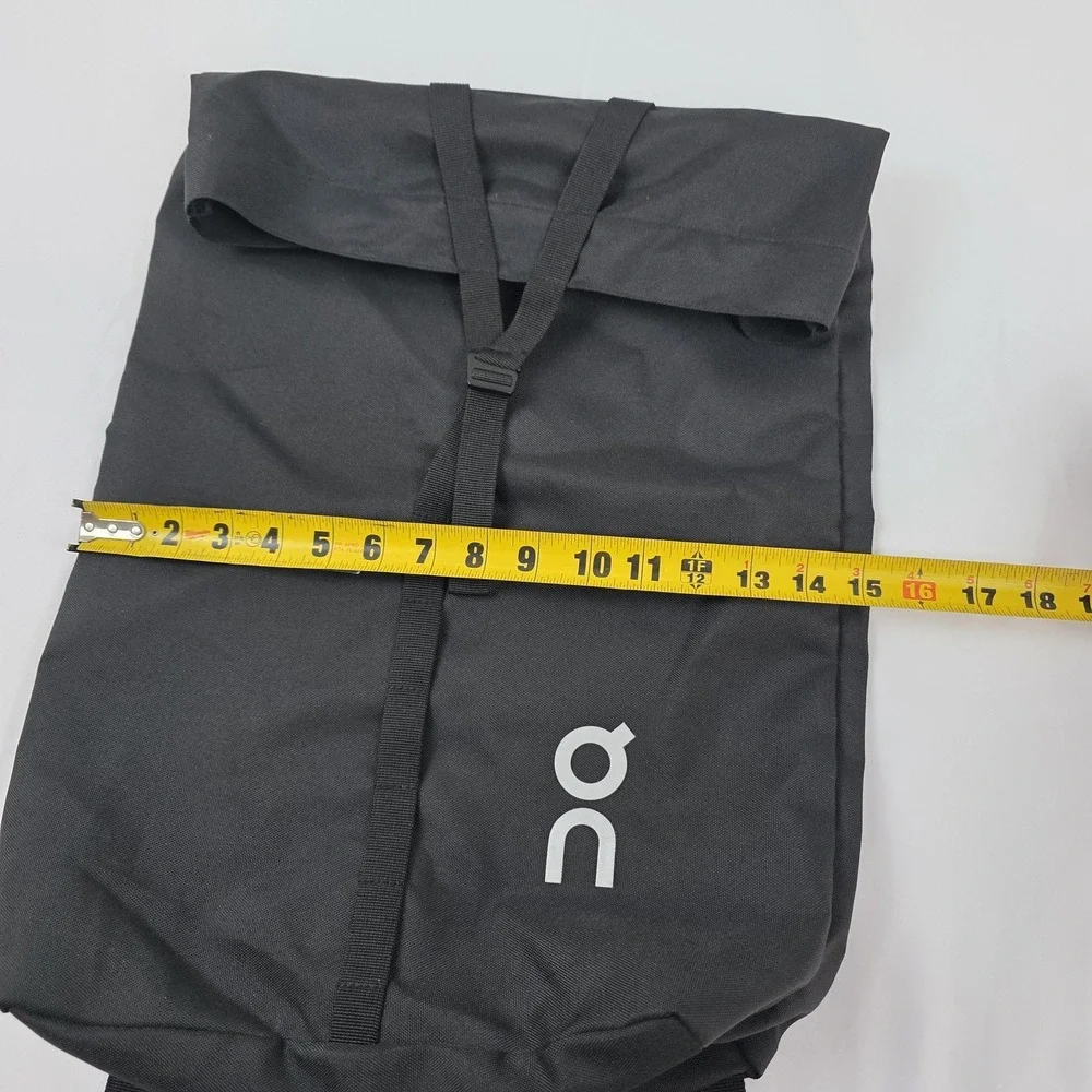 On Cloud Roll Top Backpack Black 18 Inch Soft Case Travel Men Daypack Polyester